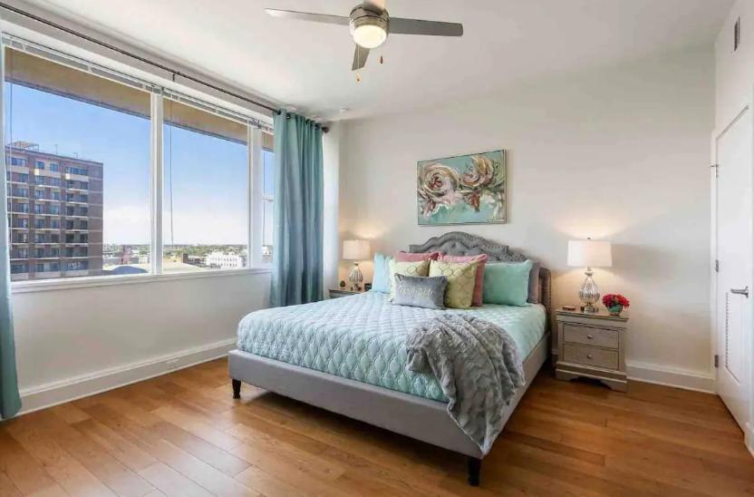 Amazing Condos Beautiful View 2 Blocks To French Quarter, Small Rooftop Pool, Gym, Seanger Theater, Super Dome, And Bourbon St New Orleans Rom bilde