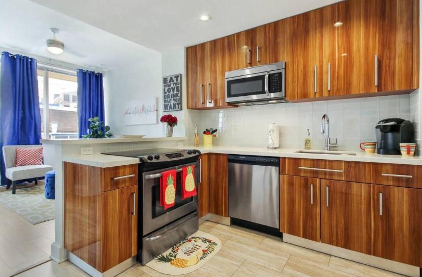 Amazing Condos Beautiful View 2 Blocks To French Quarter, Small Rooftop Pool, Gym, Seanger Theater, Super Dome, And Bourbon St New Orleans Rom bilde