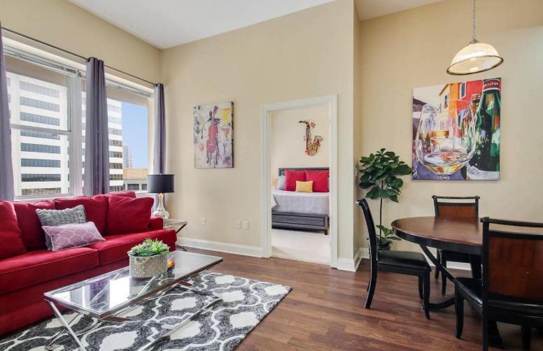 Amazing Condos Beautiful View 2 Blocks To French Quarter, Small Rooftop Pool, Gym, Seanger Theater, Super Dome, And Bourbon St New Orleans Eksteriør bilde