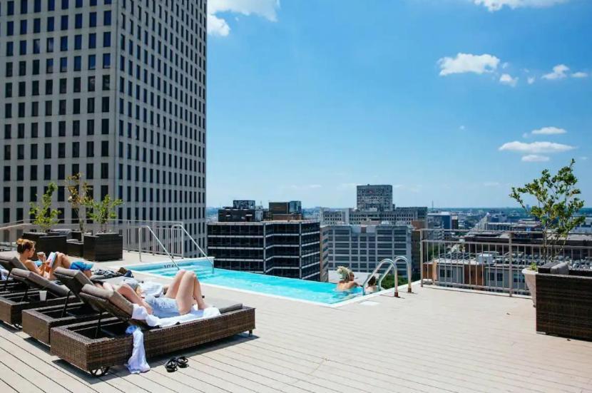 Amazing Condos Beautiful View 2 Blocks To French Quarter, Small Rooftop Pool, Gym, Seanger Theater, Super Dome, And Bourbon St New Orleans Eksteriør bilde