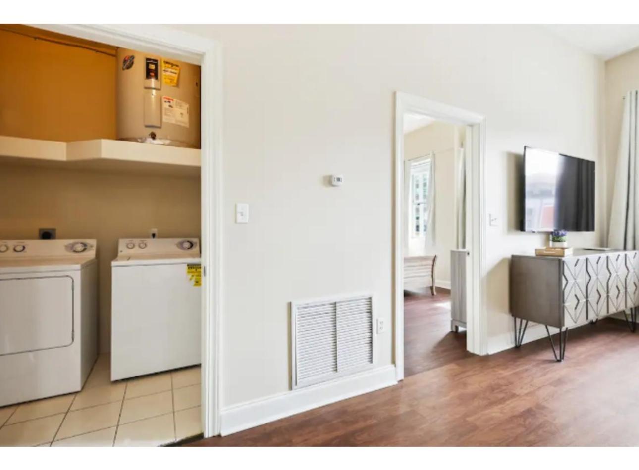 Amazing Condos Beautiful View 2 Blocks To French Quarter, Small Rooftop Pool, Gym, Seanger Theater, Super Dome, And Bourbon St New Orleans Rom bilde