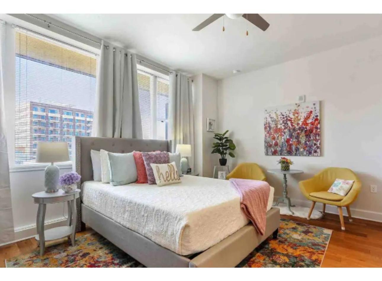 Amazing Condos Beautiful View 2 Blocks To French Quarter, Small Rooftop Pool, Gym, Seanger Theater, Super Dome, And Bourbon St New Orleans Rom bilde