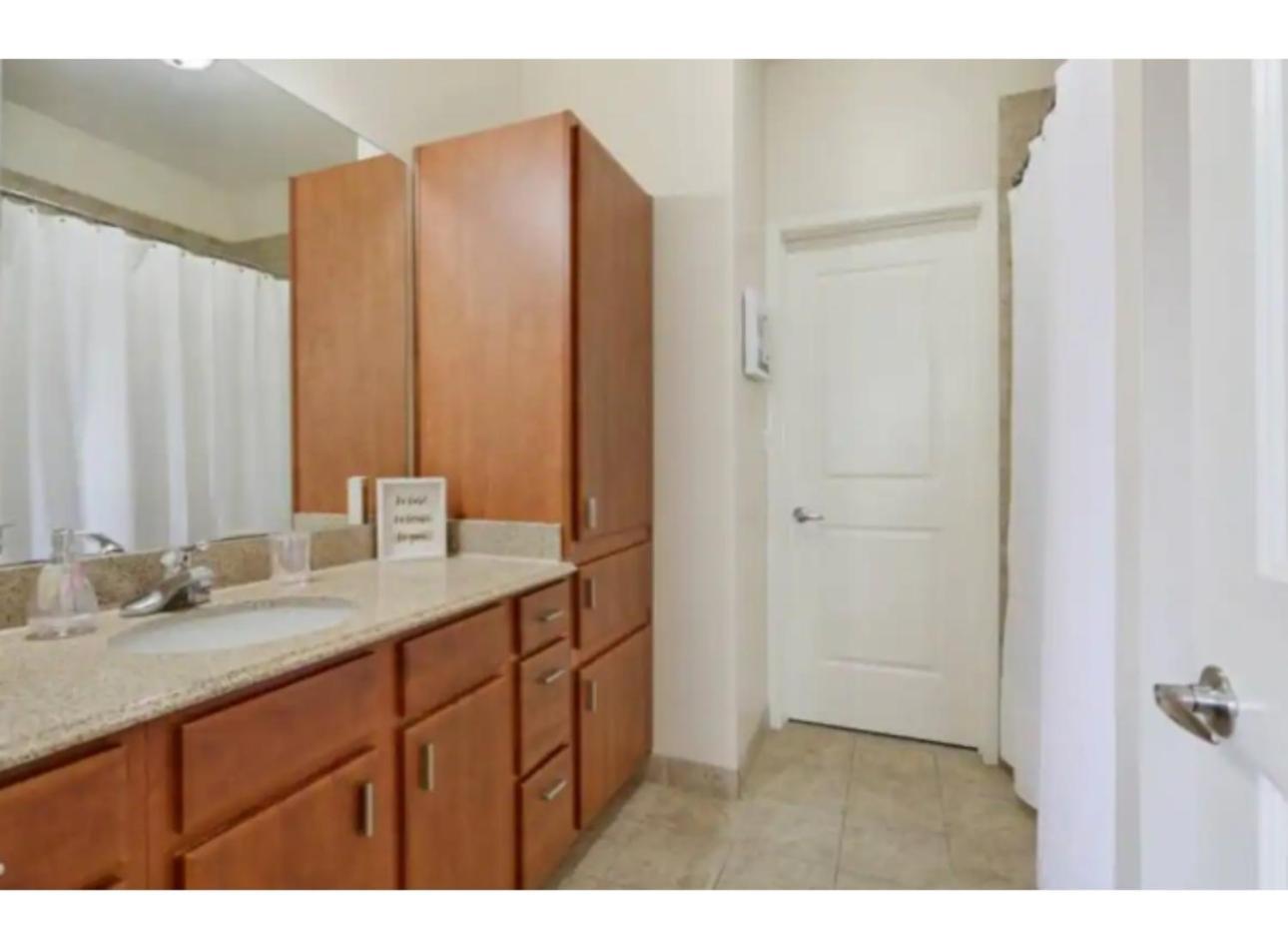 Amazing Condos Beautiful View 2 Blocks To French Quarter, Small Rooftop Pool, Gym, Seanger Theater, Super Dome, And Bourbon St New Orleans Rom bilde