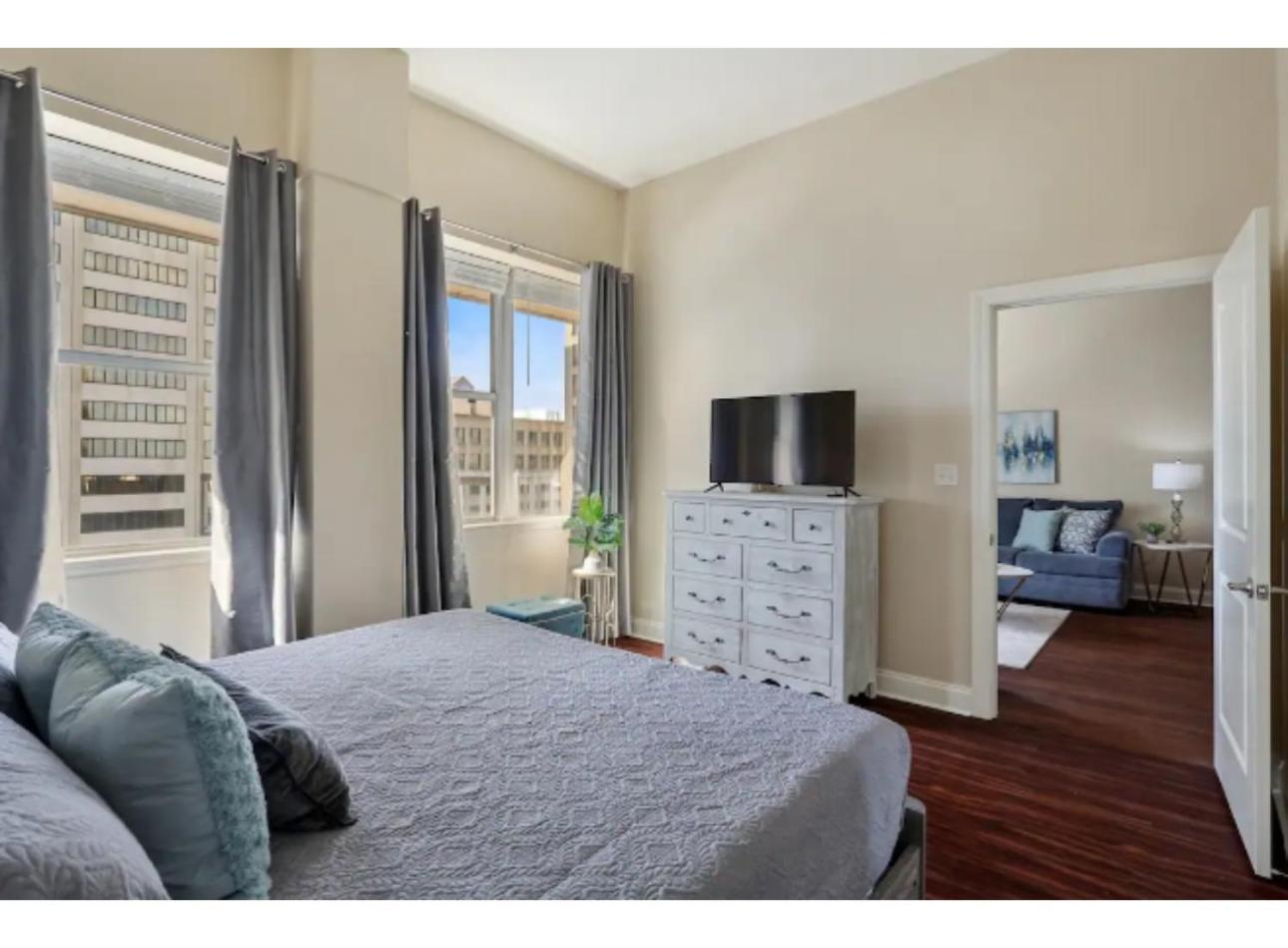 Amazing Condos Beautiful View 2 Blocks To French Quarter, Small Rooftop Pool, Gym, Seanger Theater, Super Dome, And Bourbon St New Orleans Rom bilde