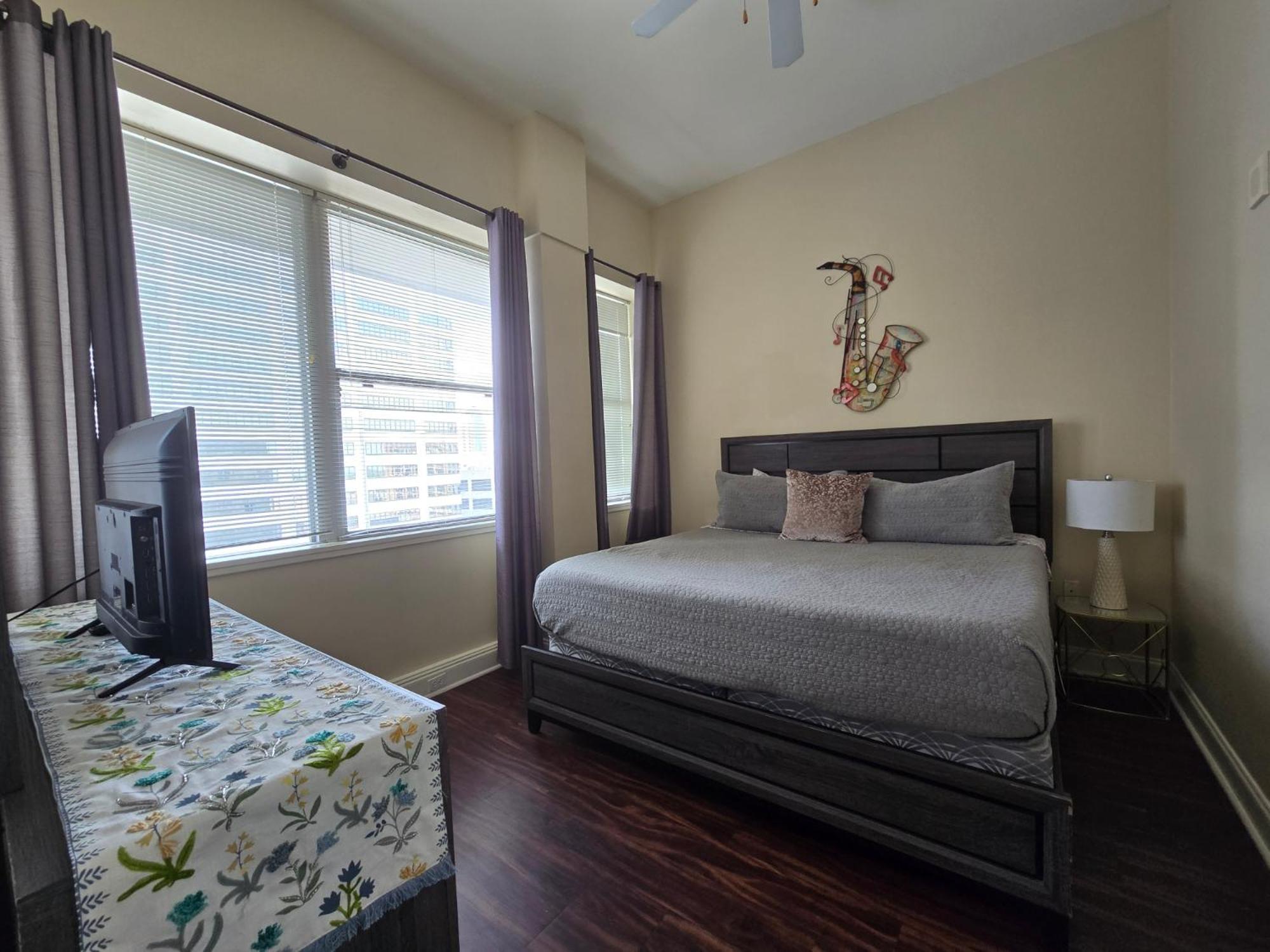 Amazing Condos Beautiful View 2 Blocks To French Quarter, Small Rooftop Pool, Gym, Seanger Theater, Super Dome, And Bourbon St New Orleans Rom bilde